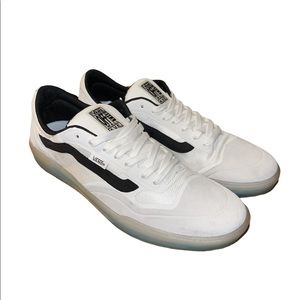 Vans Ave Pro Anthony Van Engelen Skate Shoes, White, Men’s  10.5 Like New!
